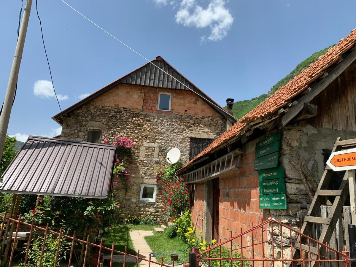 Guest House Ulaj Vusanje Exterior photo